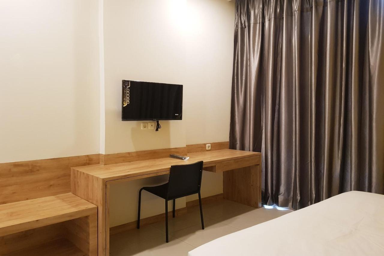 Oyo 90015 Platinum Guest House Medan Eksteriør bilde