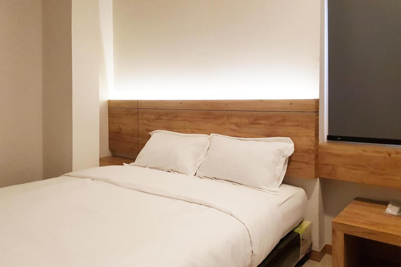 Oyo 90015 Platinum Guest House Medan Eksteriør bilde